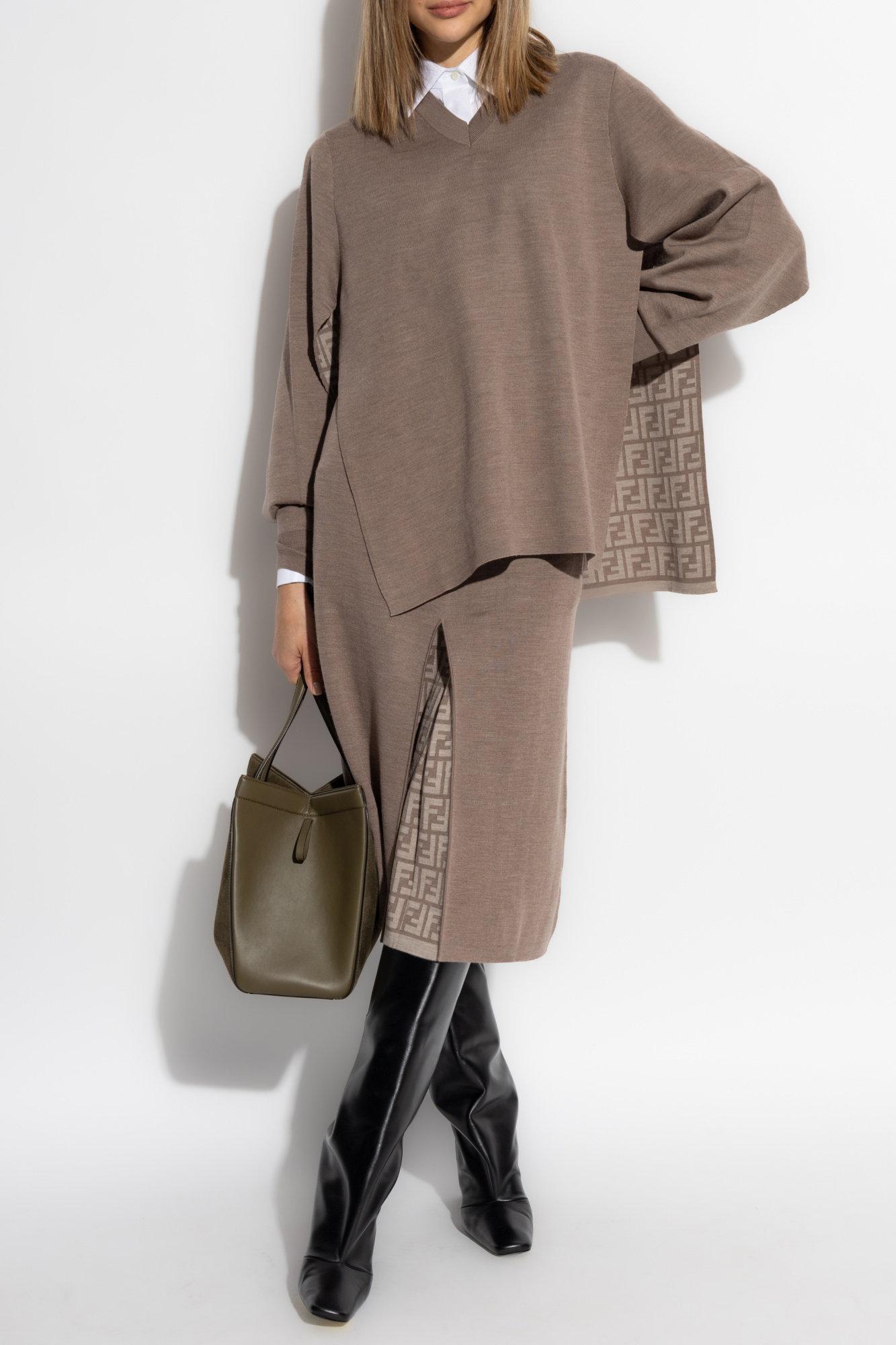 Brown Sweater with side slits Fendi - Vitkac Italy